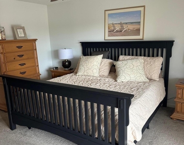 8494 Ridgewood Avenue - Photo Thumbnail 8