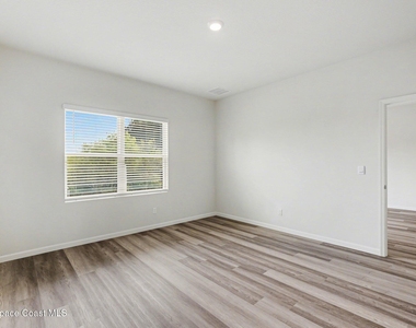8995 Orchid Reserve Circle - Photo Thumbnail 13