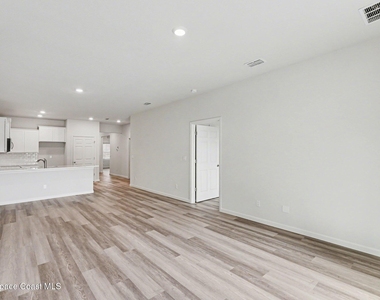 8995 Orchid Reserve Circle - Photo Thumbnail 4