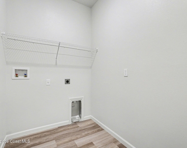 8993 Orchid Reserve Circle - Photo Thumbnail 17