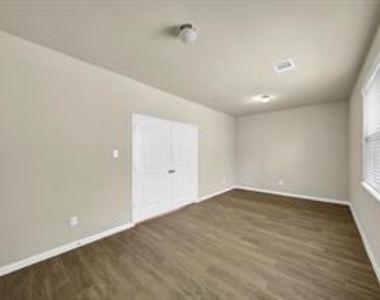 4274 Mcgregor Bluff Lane - Photo Thumbnail 10
