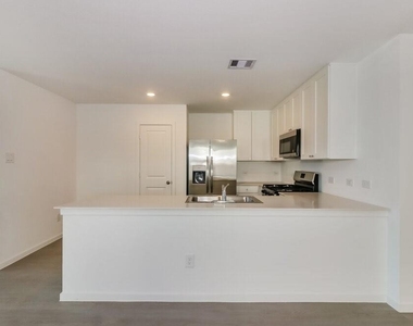 460 San Miguel Creek Drive - Photo Thumbnail 5