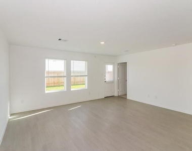 460 San Miguel Creek Drive - Photo Thumbnail 2