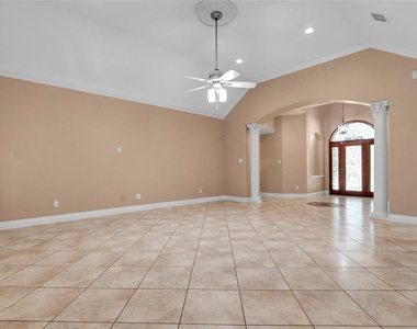 11207 Indian Trails Drive - Photo Thumbnail 6