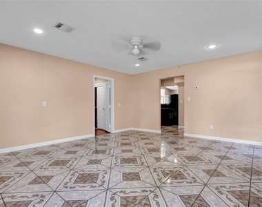 11207 Indian Trails Drive - Photo Thumbnail 21