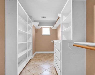 11207 Indian Trails Drive - Photo Thumbnail 19