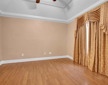 11207 Indian Trails Drive - Photo Thumbnail 11