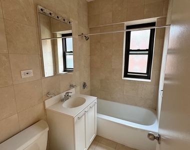 East 55 Street - Photo Thumbnail 10