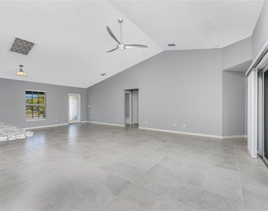 25583 Deep Creek Blvd - Photo Thumbnail 15