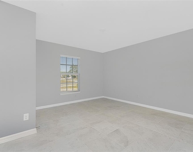 25583 Deep Creek Blvd - Photo Thumbnail 5