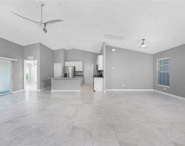 25583 Deep Creek Blvd - Photo Thumbnail 3