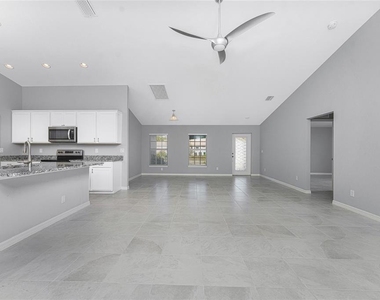 25583 Deep Creek Blvd - Photo Thumbnail 16