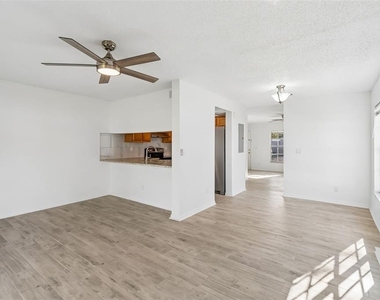 5182 Sunridge Palms Drive - Photo Thumbnail 33