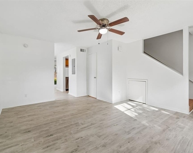 5182 Sunridge Palms Drive - Photo Thumbnail 13