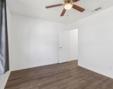 5182 Sunridge Palms Drive - Photo Thumbnail 45