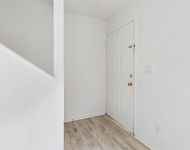 5182 Sunridge Palms Drive - Photo Thumbnail 10