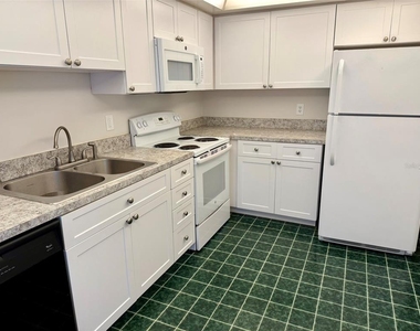 255 Dolphin Point - Photo Thumbnail 6