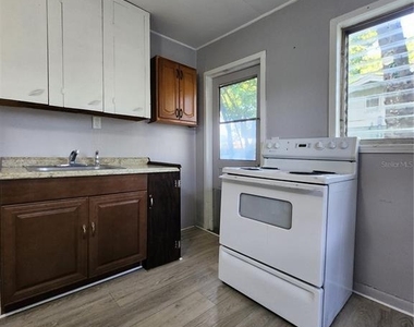 302 E 121st Avenue - Photo Thumbnail 1
