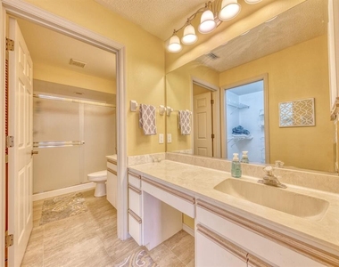5634 Sheffield Greene Circle - Photo Thumbnail 32