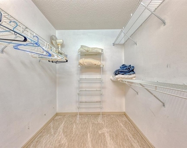 5634 Sheffield Greene Circle - Photo Thumbnail 34