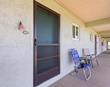 801 83rd Avenue N - Photo Thumbnail 3