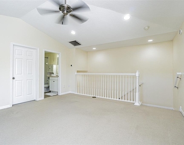 15735 Cedar Elm Terrace - Photo Thumbnail 17