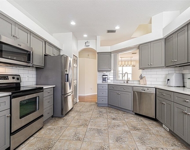 15735 Cedar Elm Terrace - Photo Thumbnail 4