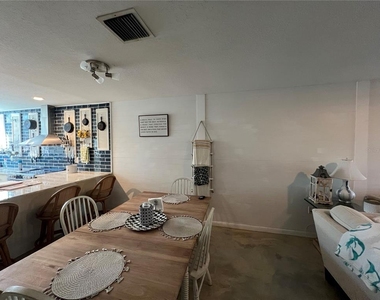 1500 Sunset Road - Photo Thumbnail 12