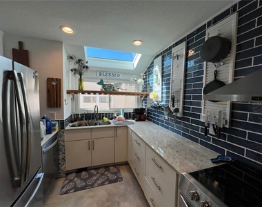 1500 Sunset Road - Photo Thumbnail 7