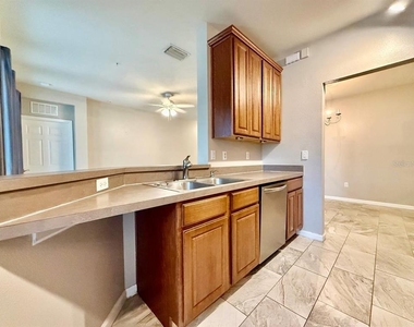 10222 River Palencia Court - Photo Thumbnail 14