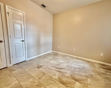 10222 River Palencia Court - Photo Thumbnail 2