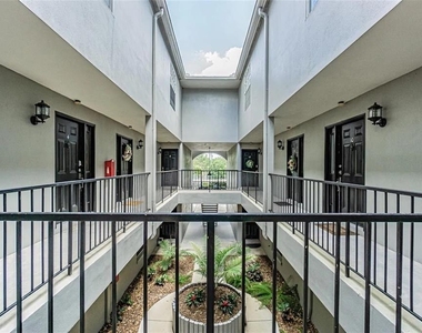 606 S Glen Avenue - Photo Thumbnail 2