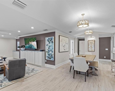 135 93rd Avenue - Photo Thumbnail 10