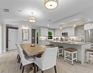 135 93rd Avenue - Photo Thumbnail 11