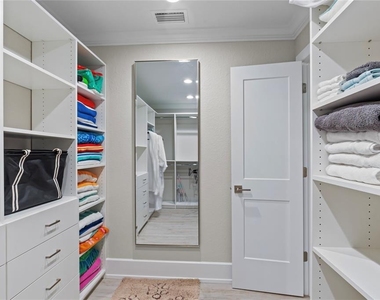 135 93rd Avenue - Photo Thumbnail 25