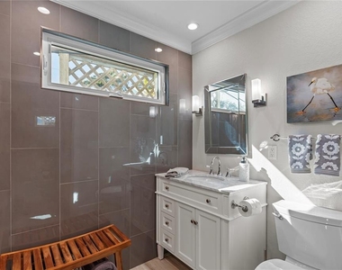 135 93rd Avenue - Photo Thumbnail 46