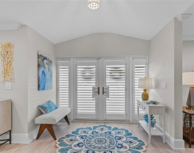 135 93rd Avenue - Photo Thumbnail 6