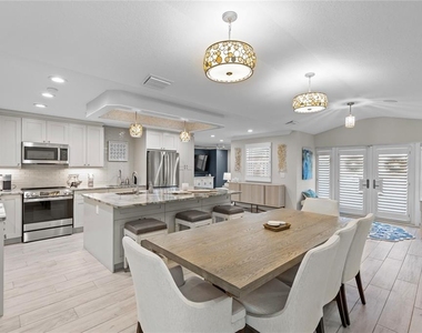 135 93rd Avenue - Photo Thumbnail 15