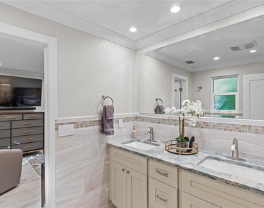 135 93rd Avenue - Photo Thumbnail 24