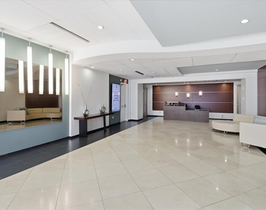 101 S Eola Drive - Photo Thumbnail 1