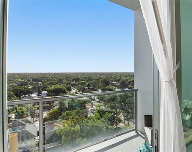 101 S Eola Drive - Photo Thumbnail 19