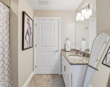 101 S Eola Drive - Photo Thumbnail 7