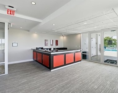 101 S Eola Drive - Photo Thumbnail 28