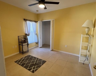 735 Colville Place - Photo Thumbnail 7