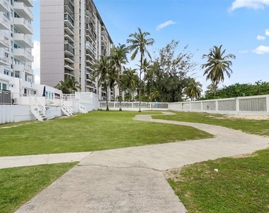 4837 Isla Verde Ave - Photo Thumbnail 17
