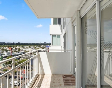 4837 Isla Verde Ave - Photo Thumbnail 16