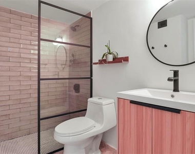 4837 Isla Verde Ave - Photo Thumbnail 9