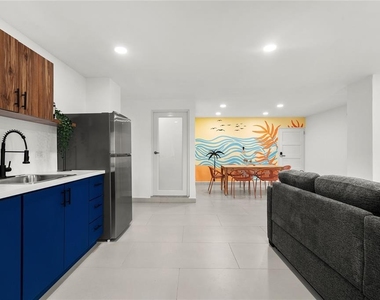 609 Condado - Photo Thumbnail 5