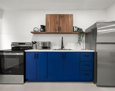 609 Condado - Photo Thumbnail 2