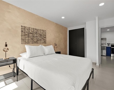 609 Condado - Photo Thumbnail 11